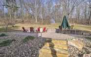 Others 4 Quiet Escape w/ Hot Tub, 5 Miles to Raystown Lake!