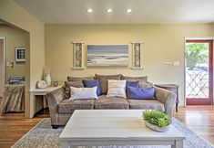 其他 3 Oceanside Home w/ Yard - Walk to Beach & Pier