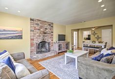 其他 4 Oceanside Home w/ Yard - Walk to Beach & Pier