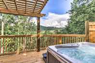 Others Private Sevierville Cabin w/ Mountain Views & Loft