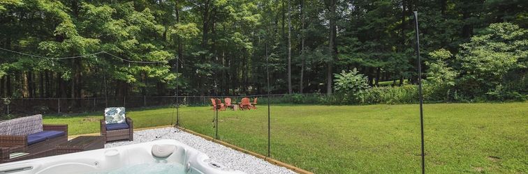 기타 Family-friendly Saugerties Home w/ Hot Tub & Games