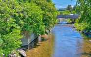 Lainnya 3 Riverside Colebrook Apt - Walk to Main Street