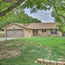 Primary image1Fort Worth Home < 1 Mi to Eagle Mountain Lake,塔兰特县別墅