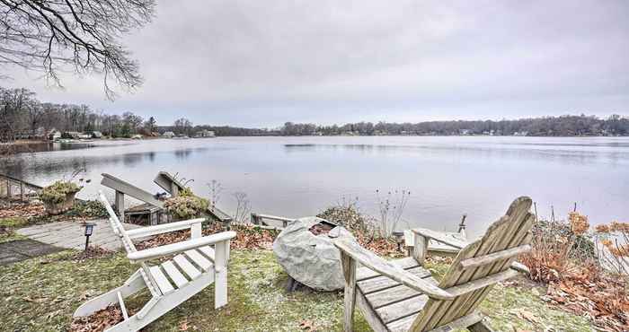 Lainnya Updated Cable Lake Cabin on Beach w/ Grill