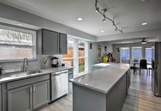 其他 3 17 Mi to Dallas: Richardson Home w/ Hot Tub