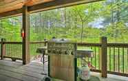 Others 5 Broken Bow Family Cabin w/ Fireplace & Hot Tub!