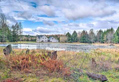 Khác Spacious & Secluded Forksville Home: Fire Pit