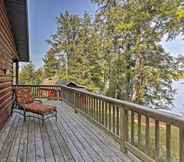 Lain-lain 4 Waterfront Mercer Cabin w/ Wraparound Porch!