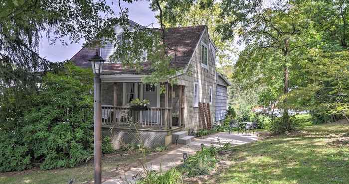 Others Enchanting Family House w/ Balcony < 3 Mi to Wvu!