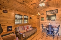 Others Rural Cabin Hideaway w/ Fire Pit & Mtn Views!