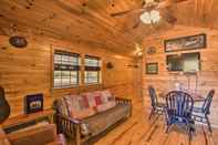 Others Rural Cabin Hideaway w/ Fire Pit & Mtn Views!