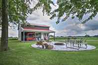 Others Cozy Haven of Rest Home w/ Amish Country Views!