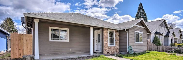 其他 Grants Pass Home: 1 Mi to Downtown & Rogue River!