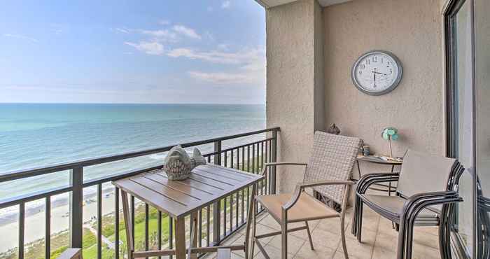 Khác Ocean-view Condo w/ Fireplace, Walk to Beach!