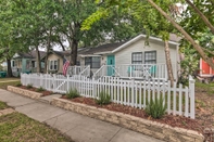 Others Gulfport Bungalow by Jones Park/beach Access!