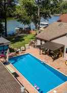 Foto utama 'rock River Retreat' w/ Dock & Seasonal Pool!