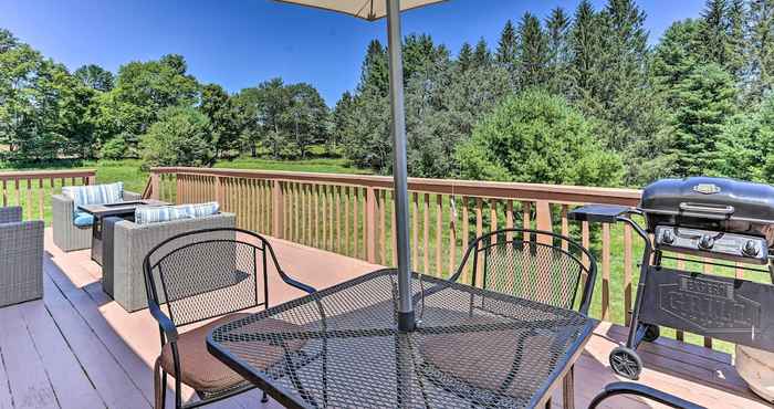 Others Cochecton Getaway w/ Pool Table + Fire Pit!