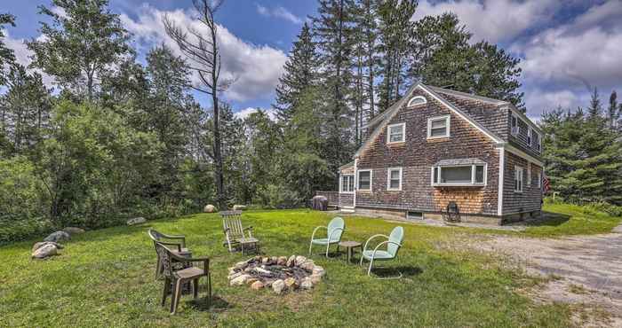 Lainnya Franconia Escape on Half Acre w/ Fire Pit & Deck!