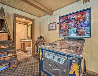 Others 2 Expansive Ranch w/ Views, Hot Tub & Game Room