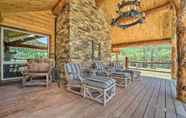 Others 5 Expansive Ranch w/ Views, Hot Tub & Game Room