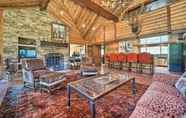 Others 3 Expansive Ranch w/ Views, Hot Tub & Game Room