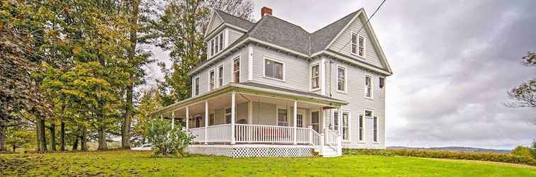 Lain-lain Historic Victorian Farmhouse w/ Porch & Views!