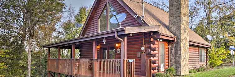 อื่นๆ Sevierville Cabin w/ Boat Launch & Hot Tub!