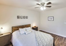 Others 7 Bullhead City Oasis w/ Fire Pit + Mtn View!