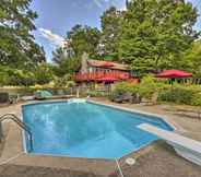 Lain-lain 2 Pet-friendly Woodbury Cottage w/ Fire Pit & Pool!