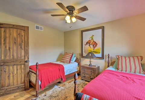 Others Fort Worth Apt < 5 Mi to Downtown!