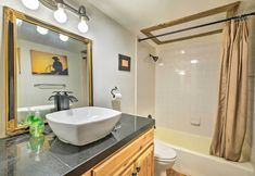 Others 6 Fort Worth Apt < 5 Mi to Downtown!