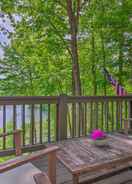 Primary image High-end Sapphire Retreat on Fairfield Lake!