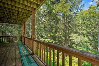 Lainnya 4 Spacious Dover Home w/ Sauna < 5 Miles to Ski!