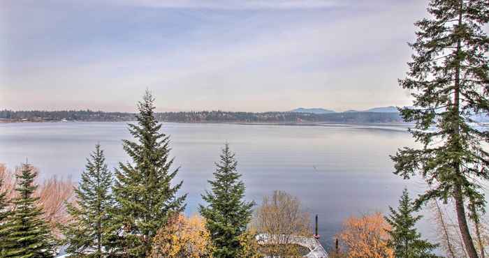 Others Hillside Home w/ Dock ~ 8 Mi to Coeur D'alene!