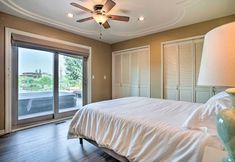 Lain-lain 4 Moses Lake Retreat w/ Salt Water Hot Tub!