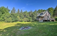 Lainnya 6 Secluded Surry Hideout w/ Backyard Fire Pit!