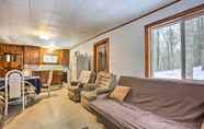 Khác 2 Remote Michigan Retreat on 10 Acres w/ Grill!