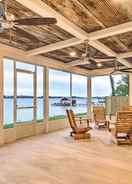 ภาพหลัก Modern Lake House on Lake Bruin: Pier & Boat Slip!