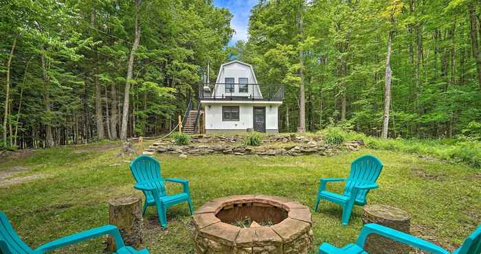 Others Wilmington Chalet w/ Hot Tub < 8 Mi to Mount Snow!