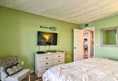 Lain-lain 2 Balcony & Views: Sunny Indian Shores Condo!