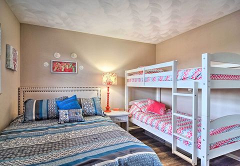 Lain-lain Balcony & Views: Sunny Indian Shores Condo!