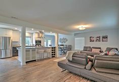 Others 2 Spacious Oceanside Home: Patio & Grill, Near Beach