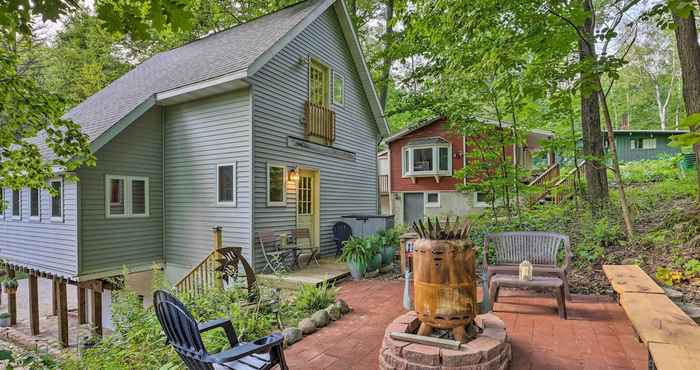 Lainnya Quaint Plymouth Cabin - 1 Mi to Road America!