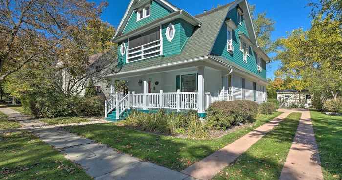 Others Large, Pristine Lake Geneva Home in Downtown!