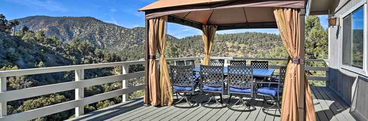 Lainnya Luxe Escape w/ Decks, Mtn Views, Game Room!