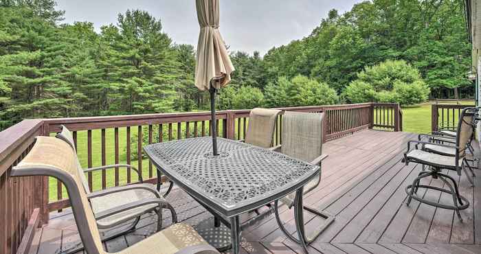 Others Mountain Escape: Home w/ Deck, Fire Pit, Yard