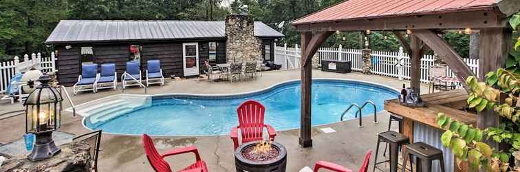 Others Carters Hideaway by Fairy Stone: Pool & Hot Tub