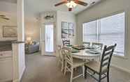 Others 6 Elegant Coastal Resort Condo: Minutes to Beaches!