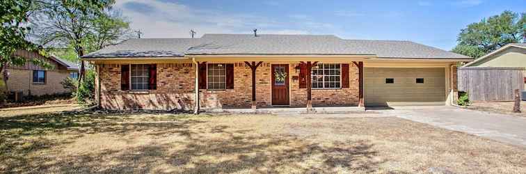 Others Spacious Ranch Home in Historic Waxahachie!