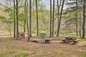 Others 4 Riversong Luxe Cabin w/ Fire Pit on North River